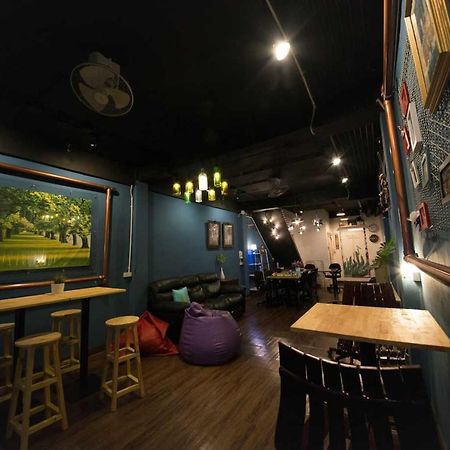 Teegether Hostel Банкок Екстериор снимка